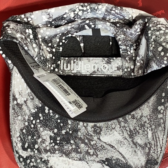 Lululemon fast and free run hat - Picture 5 of 9